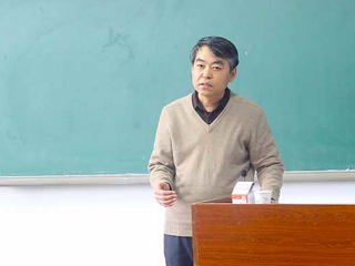 中国人民大学张庆彩教授应邀来永利官网讲学